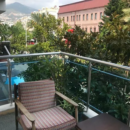 3 Комнатная Квартира Дамлаташ Клеопатра Пляж Аланья 100 Метров От Моря Alanya